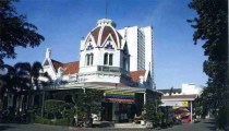 Belajar Bahasa Gratis di Rumah Bahasa Surabaya